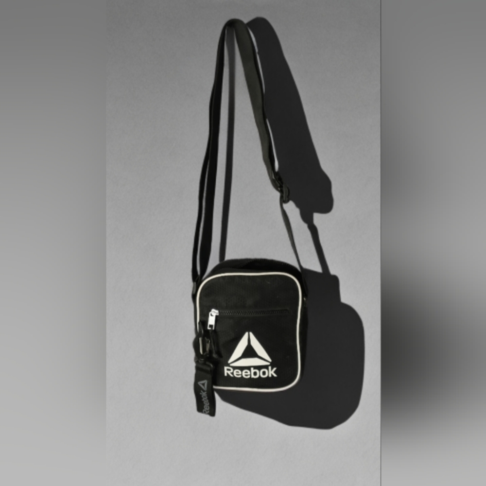 Reebok Black Belt Bag with Adjustable Strap